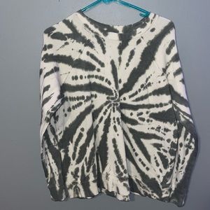 Maurice’s sage green and white tie dye crew neck
